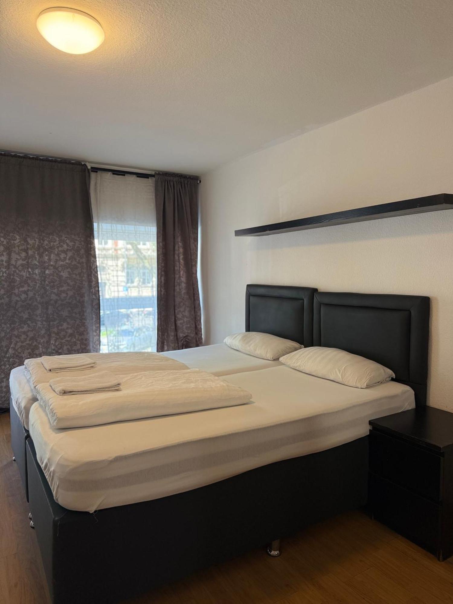 Hotel Garni Emir Colonia Exterior foto