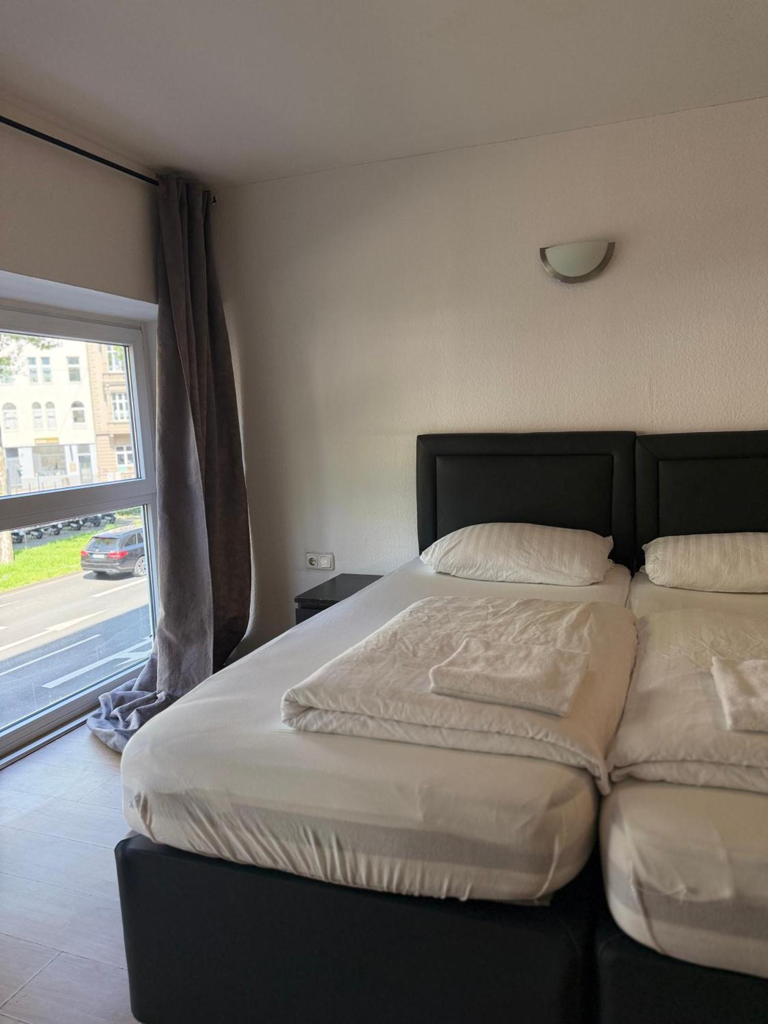 Hotel Garni Emir Colonia Exterior foto