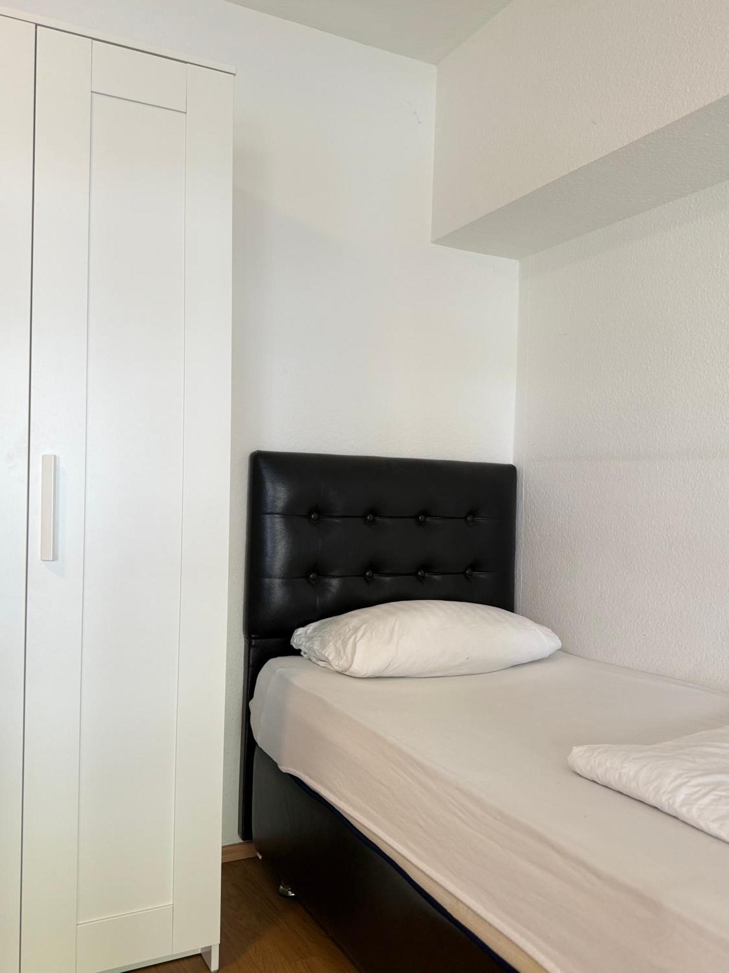 Hotel Garni Emir Colonia Exterior foto