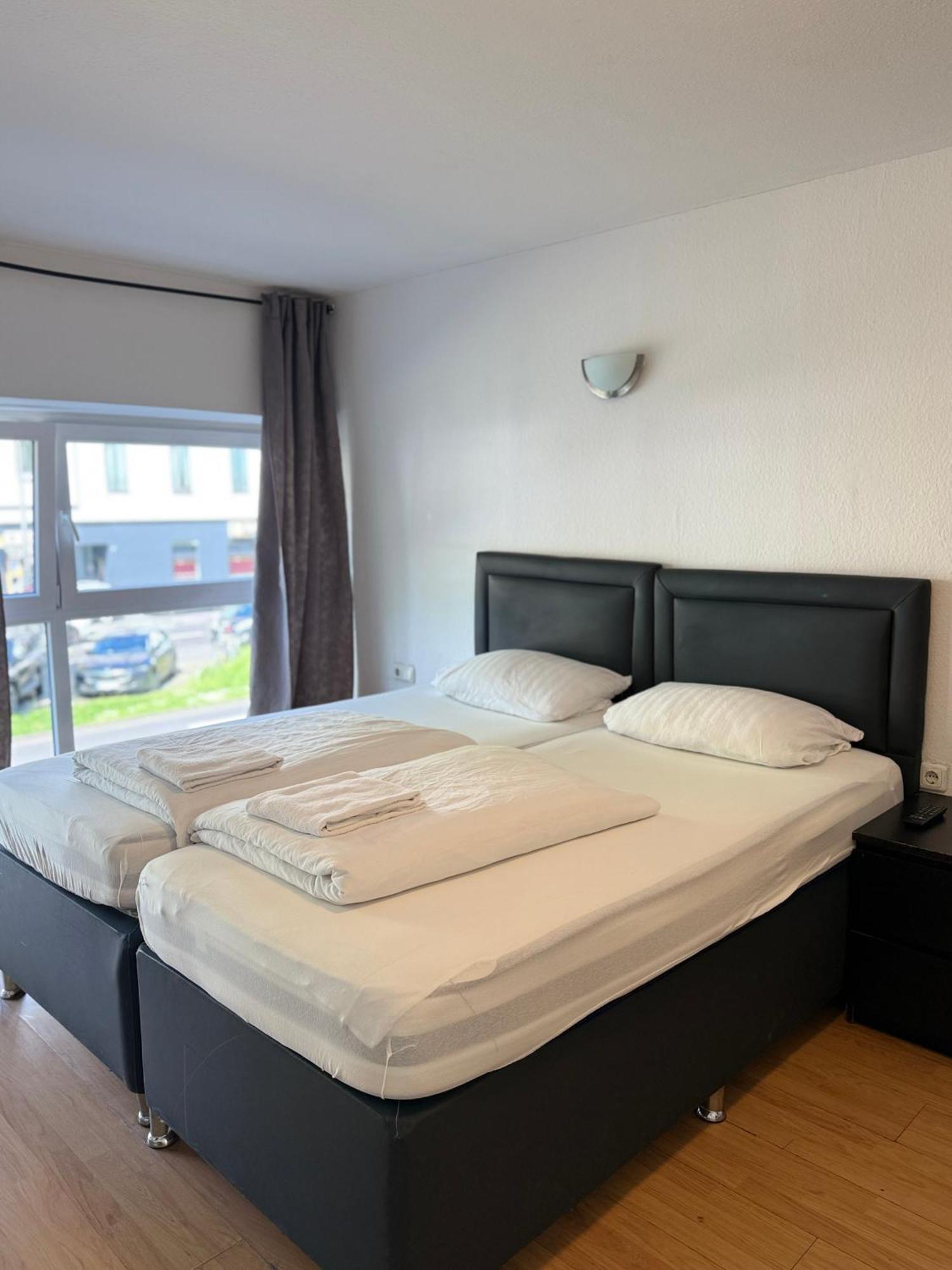 Hotel Garni Emir Colonia Exterior foto