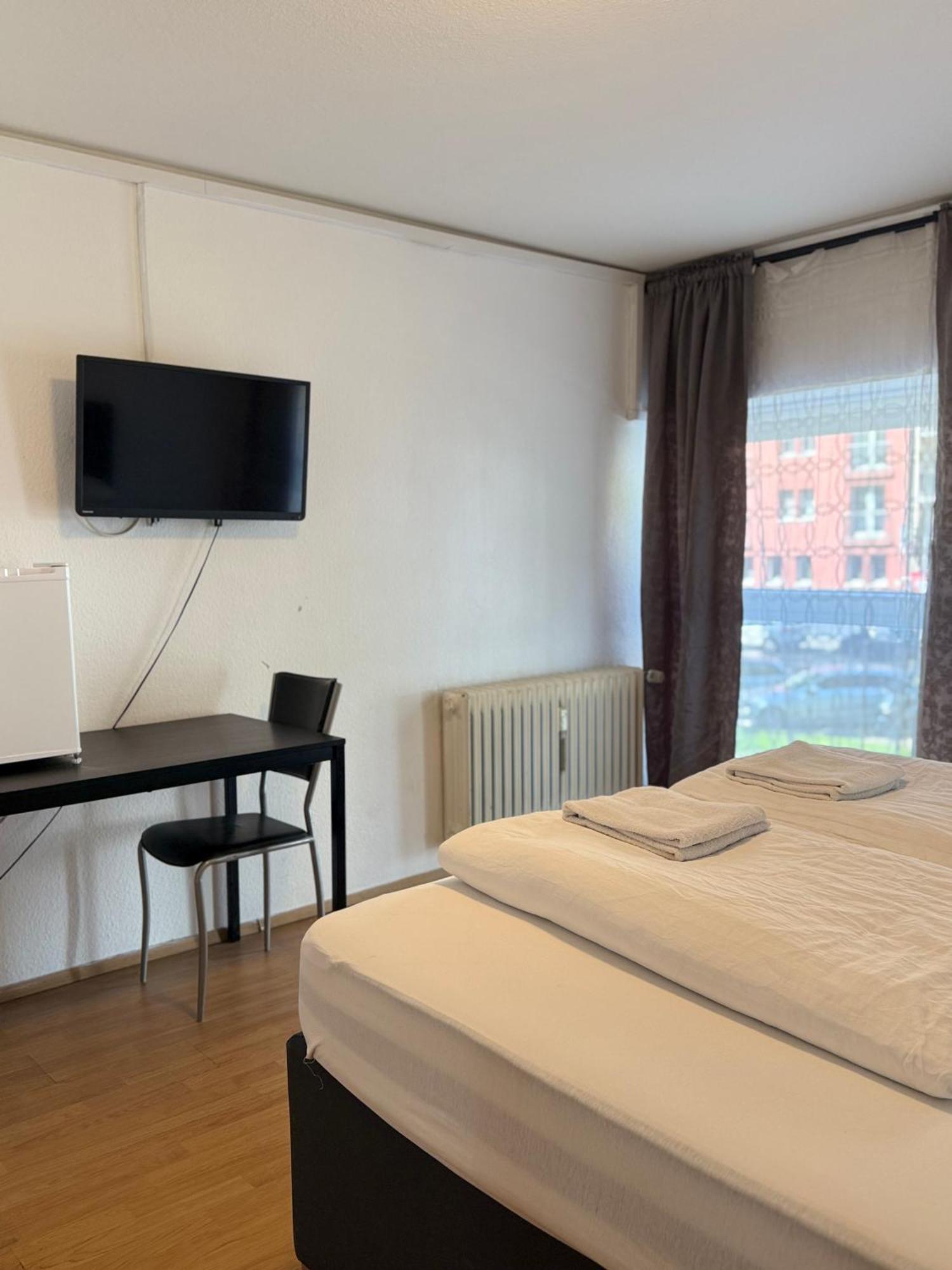 Hotel Garni Emir Colonia Exterior foto